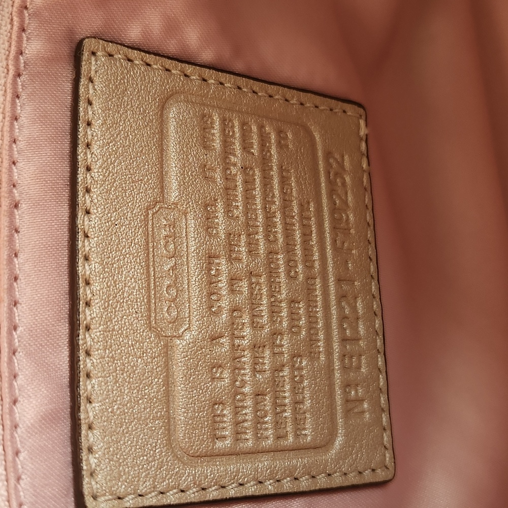 Coach Beige Leather Shoulder Bag - Picture 12 of 16